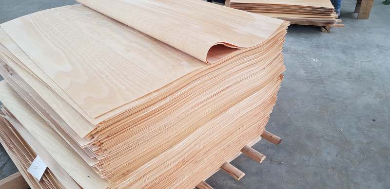 Rotary-Peeled Veneer